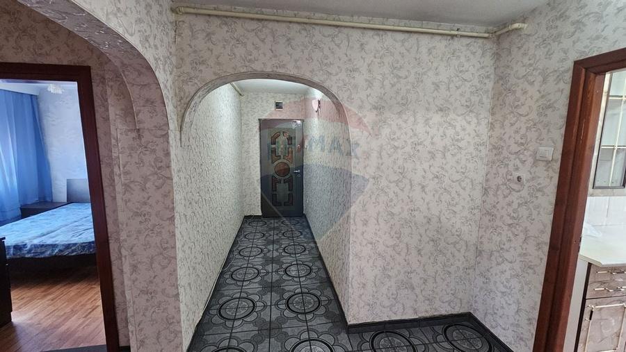 Apartament 3 camere de vânzare – Zona 1 Decembrie, Piatra Neamț - 7