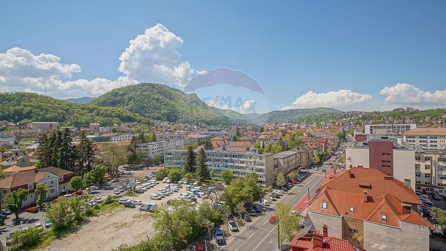 Vanzare/Inchiriere apartament Iuliu Maniu Brasov - 2