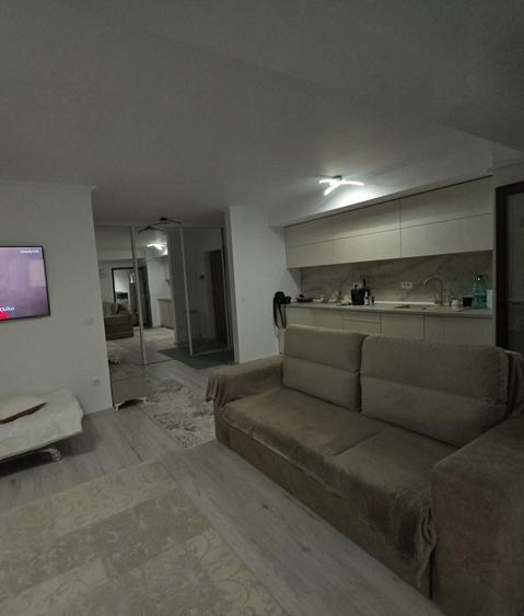 De inchiriat apartament in bloc NOU 0740,583zona central,582 - 5