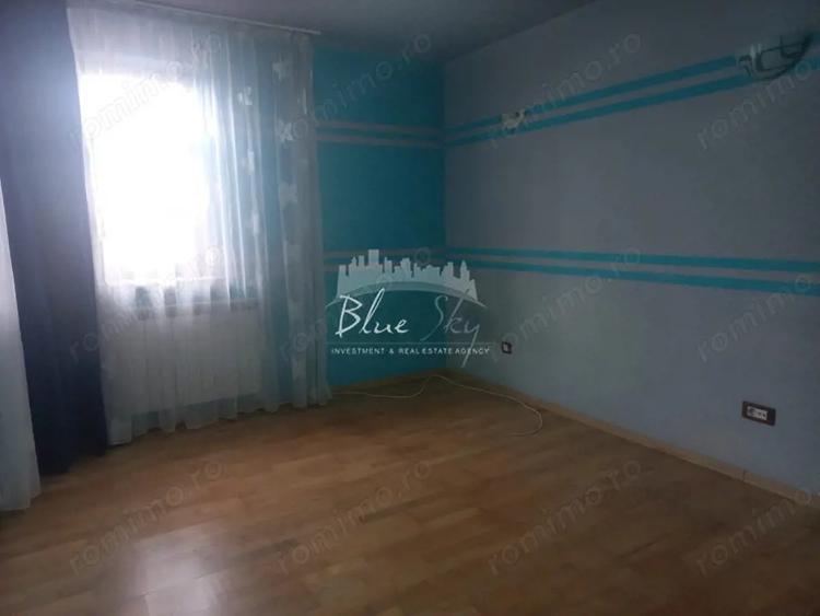 VILA KM 5 - P+1+M 8 CAMERE - 28