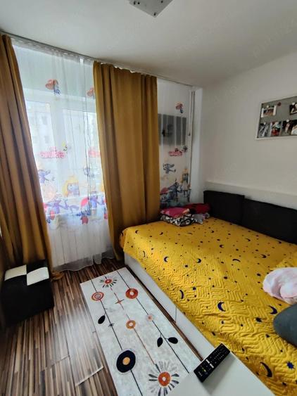 vind apartament 2 camere - 3