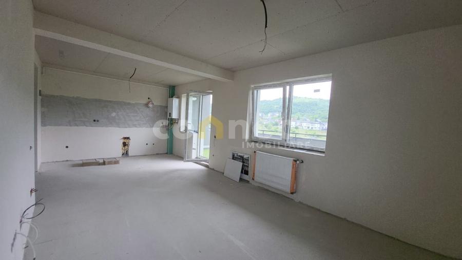 Apartament 3 Camere de Vanzare | SU 60.07 mp | Floresti, zona Terra - 1