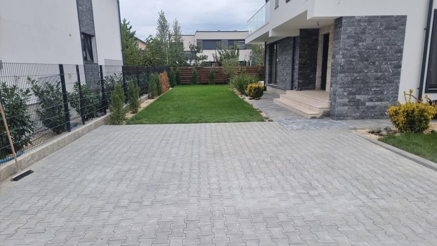 Complex rezidential cu 7 vile langa Laguna Albastra - 28