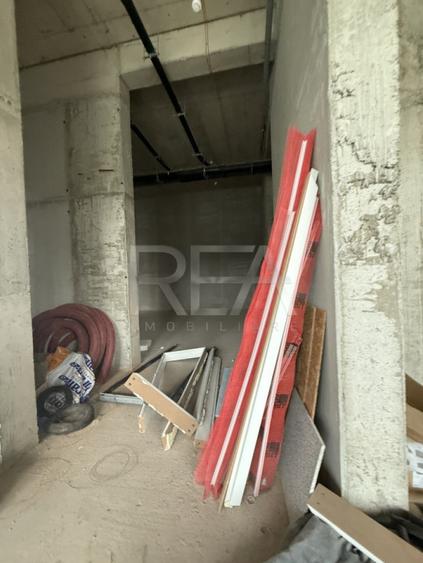 Spatiu Comercial | Inchiriere totala sau partiala | Bloc Nou | - 8