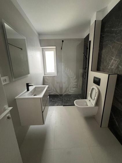 2 CAMERE //BUCEGI 12 // CENTRAL - 4