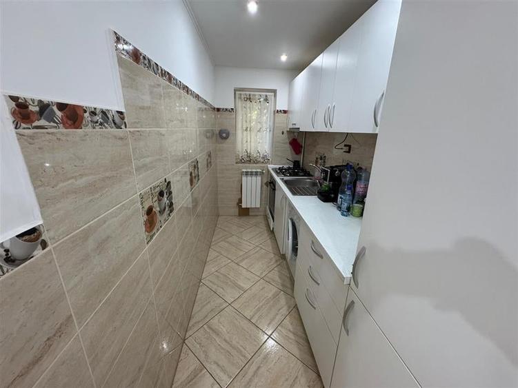 Apartament 2 camere, etaj 2, CT, mobilat si utilat, 41mp, Mausoleu - 1