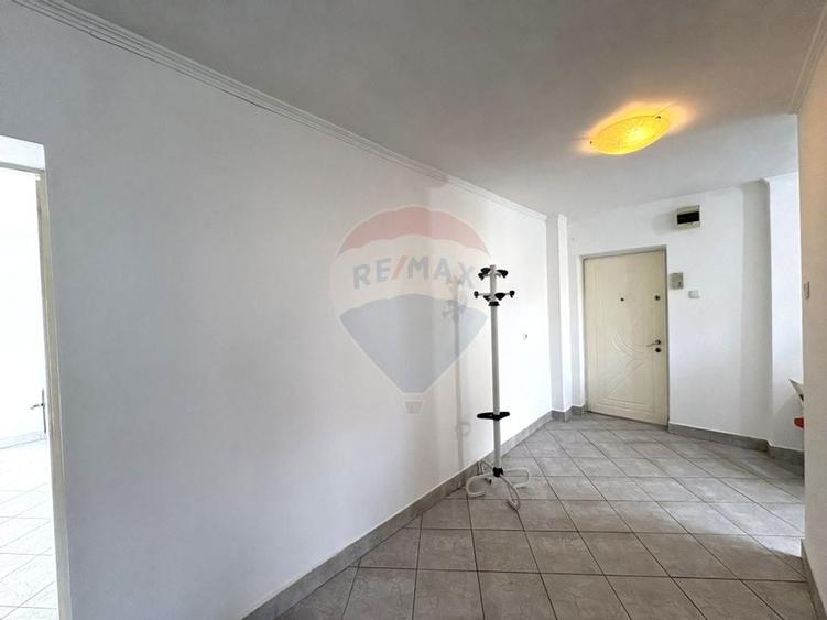 Apartament 2 camere de închiriat în zona Centrala cu loc de parcare - 5