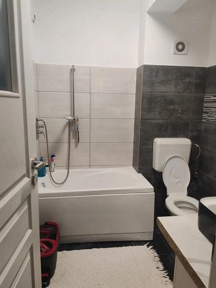 Apartament de vanzare - 3