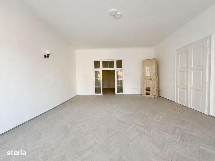 0 % Comision, 2 camere, parcare - cladire an 1654 - Centru istoric - 1