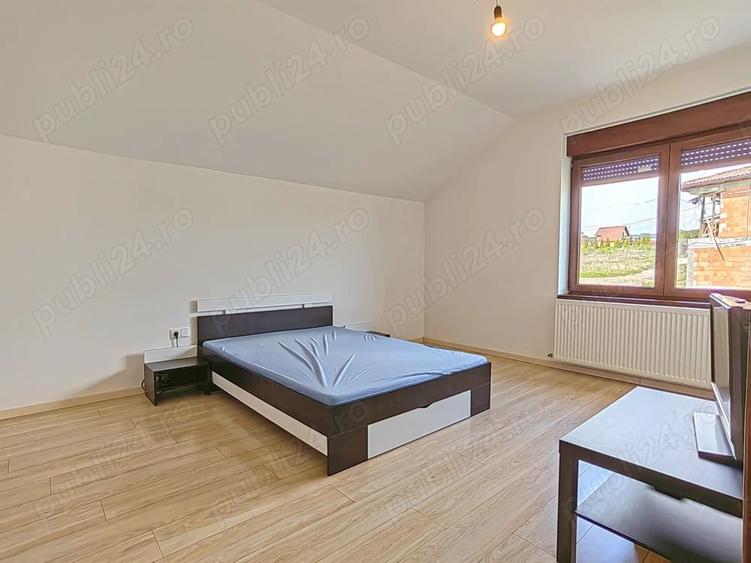 Casă cu 5 camere cu Teren 372 Mp în Central