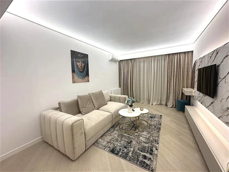 Studio Premium | Decomandat | Complex Cortina North - 1