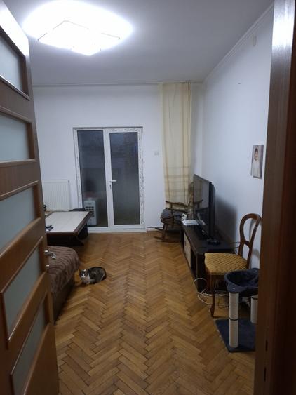 3 camere Exercițiu / fondul vechi , Decomandat / centrala , Amplasament DEOSEBIT - 9
