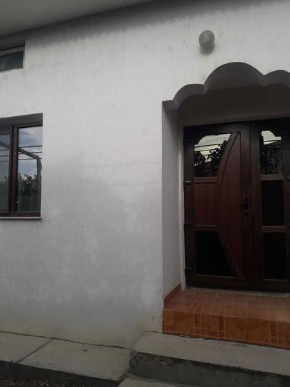 Vand casa complet renovata + anexe si teren 1300 mp, orasul Darabani - 3