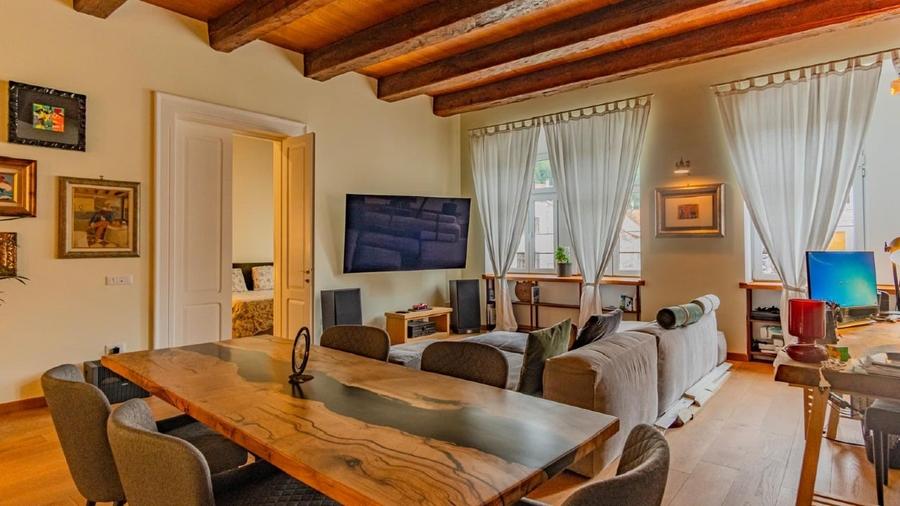 REȘEDINȚĂ ISTORICĂ DE CHARME ÎN INIMA BRAȘOVULUI – APOLLONIA HIRSCHER - 2