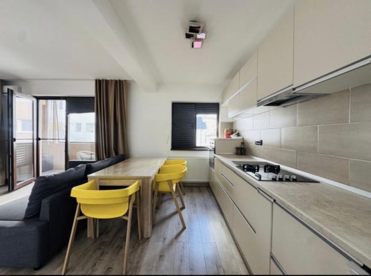 Apartament cu 3 camere decomandat în Chiajna