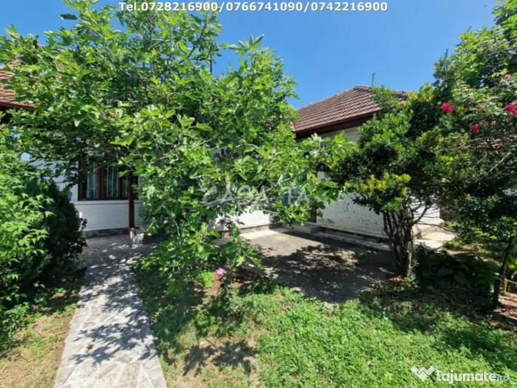 Casa situata in Pe?ti?ani -Boro?teni - 9