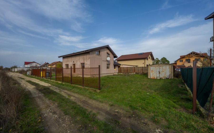 DOMNESTI - TEGHES, CASA 130 MP, LOT 540! - 2