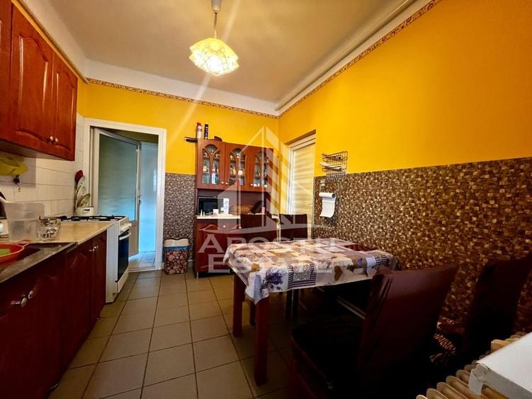 Casa cu 2 camere ,1472mp in Battanya - 5