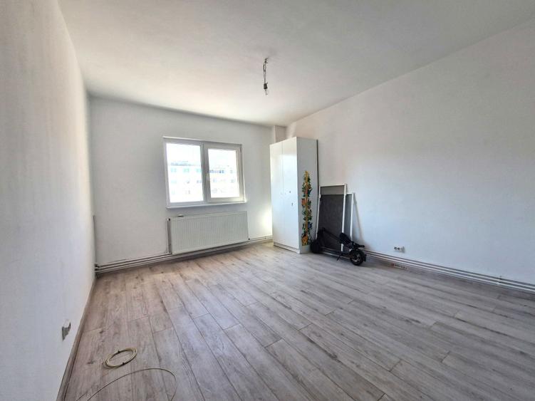 Garsoniera, decomandata, renovata, Astra - 4