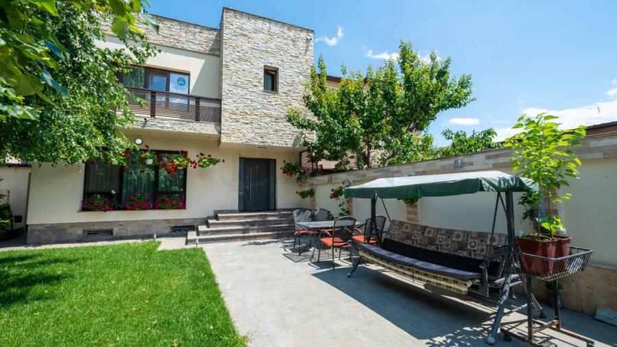 REV2003557 -- Vila de LUX - Aparatorii Patriei - Kaufland -- - 1