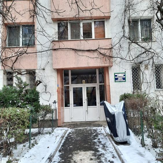 Vând apartament 3 cam, dec, 69 mp, bloc 1981, reabilitat, Gorjului-Veteranilor - 8