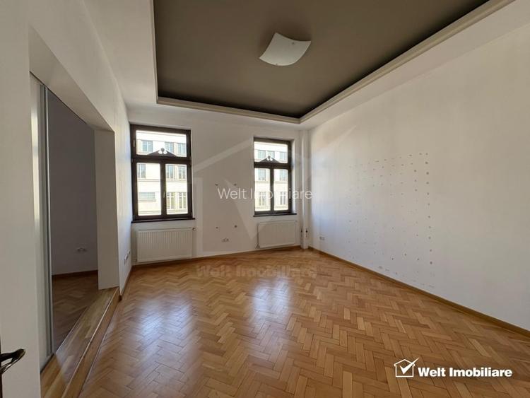 Spatiul comercial de inchiriat in cladire istorica, Piata Avram Iancu Spatiul comercial de inchiriat in cladire istorica, Piata Avram Iancu