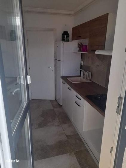 Apartament cu 2 camere decomandat în Roșu