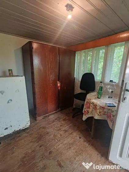 Casă cu 2 camere cu Teren 3972 Mp în Gura Idrici