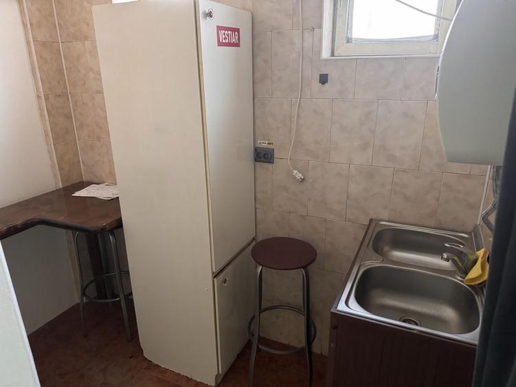 Spațiu comercial, de 30 mp, în Deve