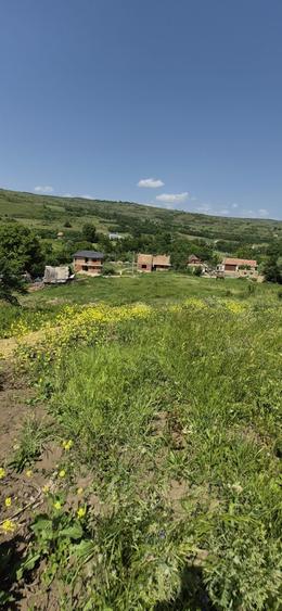 Teren de 2316 mp, în Feiurdeni
