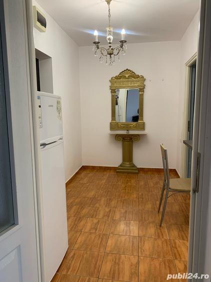 Garsonieră decomandată în Central
