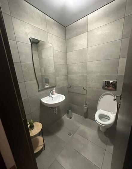 Apartament cu 2 camere semidecomandat, mobilat în Pipera