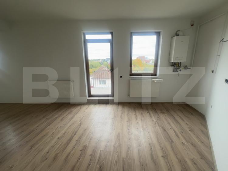 Apartament cu 2 camere semidecomandat în Aurel Vlaicu