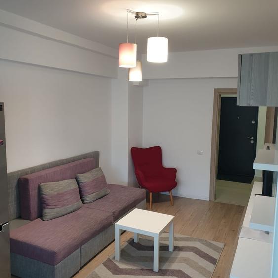 Apartament cu 2 camere decomandat, mobilat în Politehnica