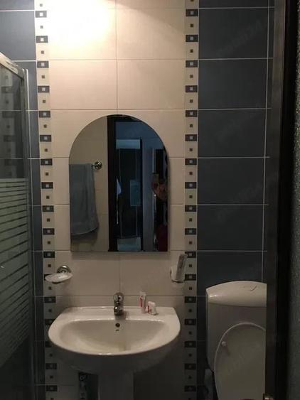 Garsonieră decomandată în Decebal