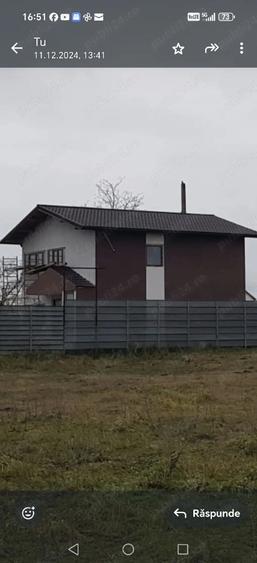 Casă cu 2 camere cu Teren 300 Mp în Vadu