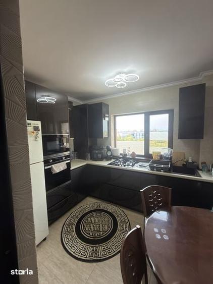 Apartament cu 3 camere în Trivale