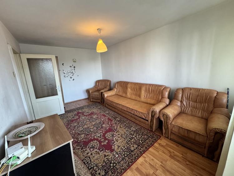 Apartament cu 2 camere decomandat, mobilat în Brazda lui Novac
