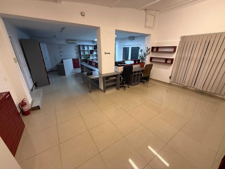 Spațiu comercial, de 62 mp, în Micro 3