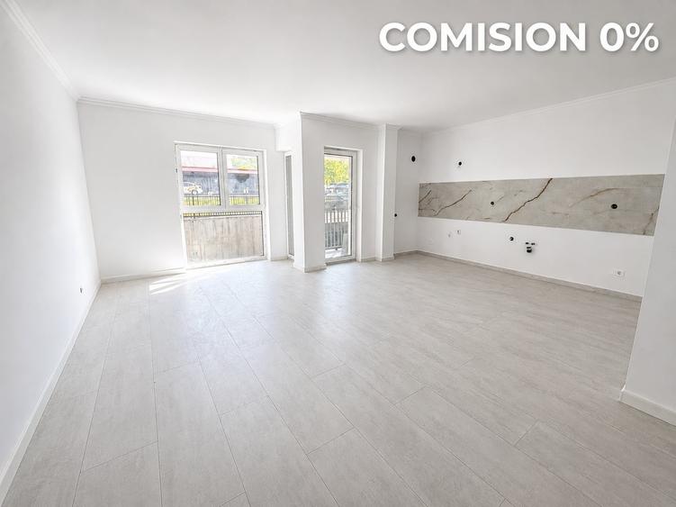 Apartament cu 4 camere semidecomandat în Florești