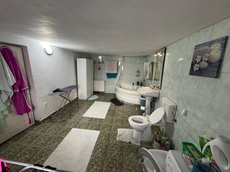 Casă cu 2 camere cu Teren 1200 Mp în Cerghid
