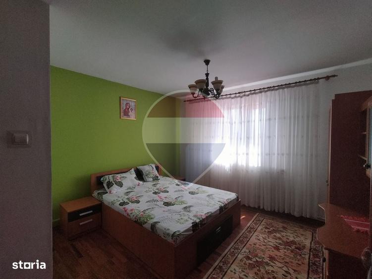 Casă cu 4 camere în Tărtășești