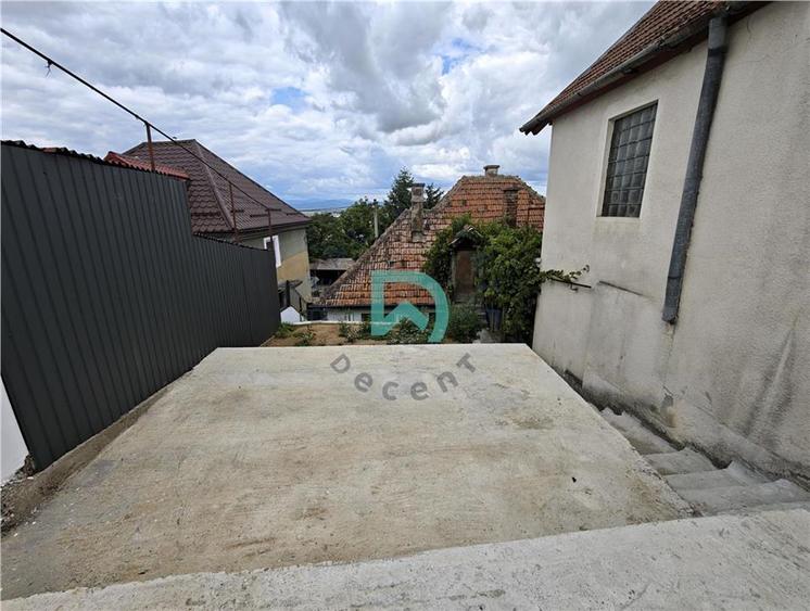 Apartament cu 2 camere nedecomandat în Centrul Istoric