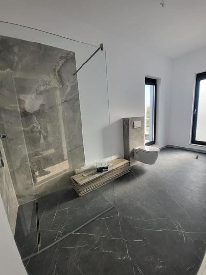Duplex cu 4 camere cu Teren 390 Mp în Covaci
