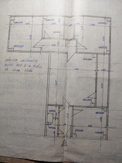 Apartament cu 3 camere decomandat în Central