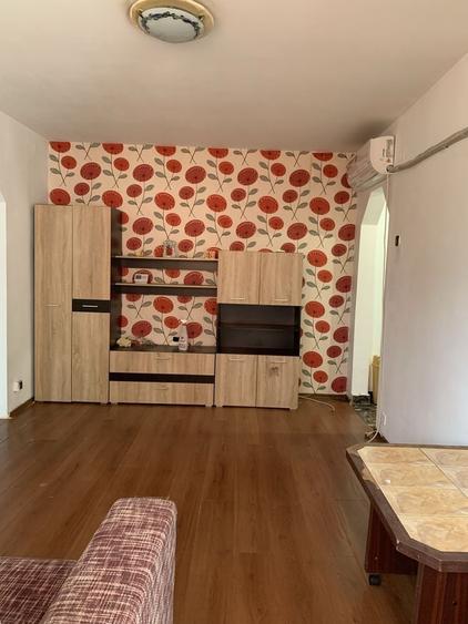 Inchiriez apartament 2 camere - 6