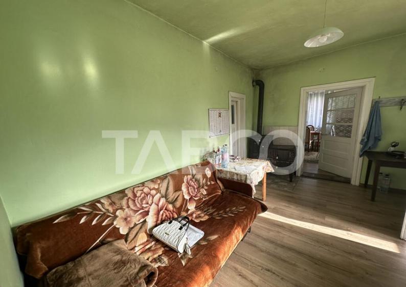 Casa de vanzare 2 camere 75mpu teren liber 982 mp anexe Sat - 9