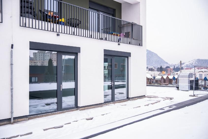 Spatiu comercial 81.6 mp direct proprietar 250 000 € - 5