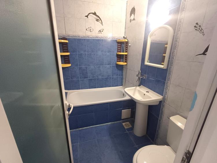 Vanzare  3 camere - Imobiliare MAXICONFORT - 9