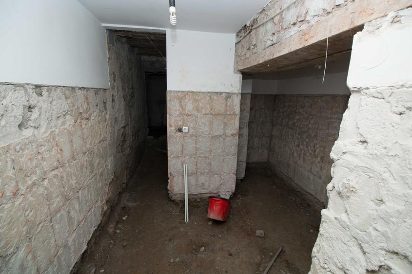 Vila Viorica Kogalniceanu - monument istoric de vanzare central Sinaia - 18